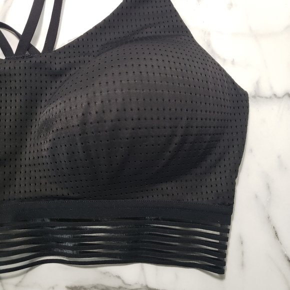 Victoria Sport Black Mesh Sports Bra
34D - Picture 6 of 7